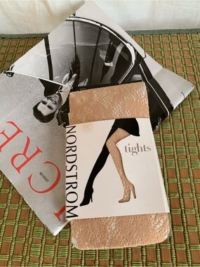 NWT Nordstrom Beige Lace-Pattern Women's Tights